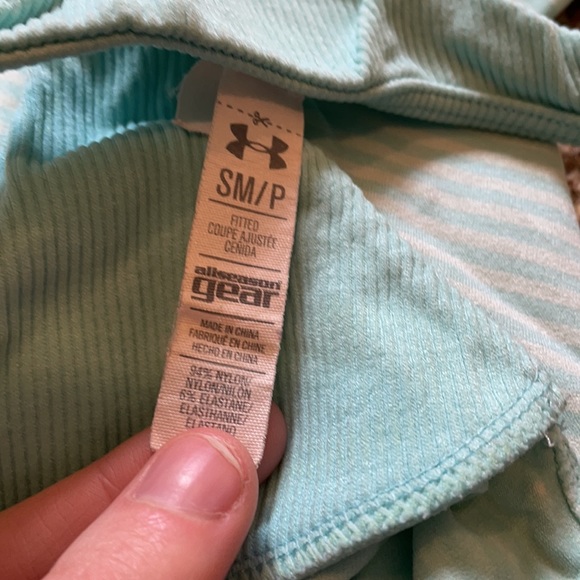 Under Armor Tank - Picture 3 of 3